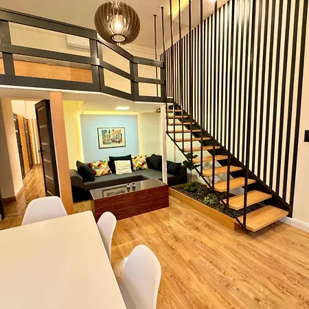 Super Stylish Central - Apartment