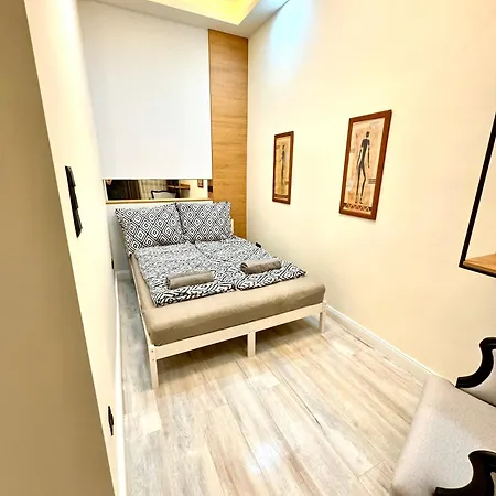 Super Stylish Central - *